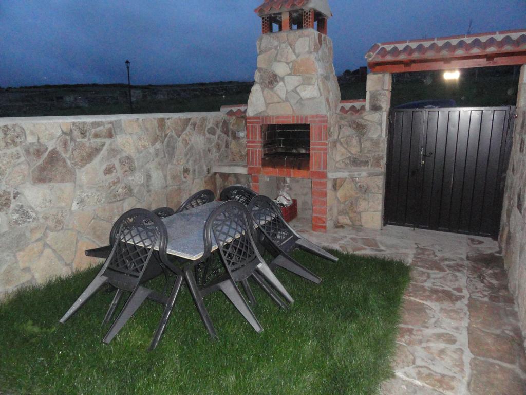 Pensjonat Casa Rural La Vega De Gredos San Martin de la Vega del Alberche Zewnętrze zdjęcie