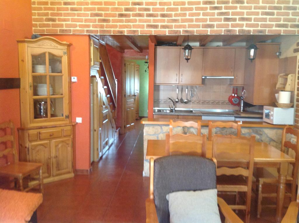 Pensjonat Casa Rural La Vega De Gredos San Martin de la Vega del Alberche Zewnętrze zdjęcie