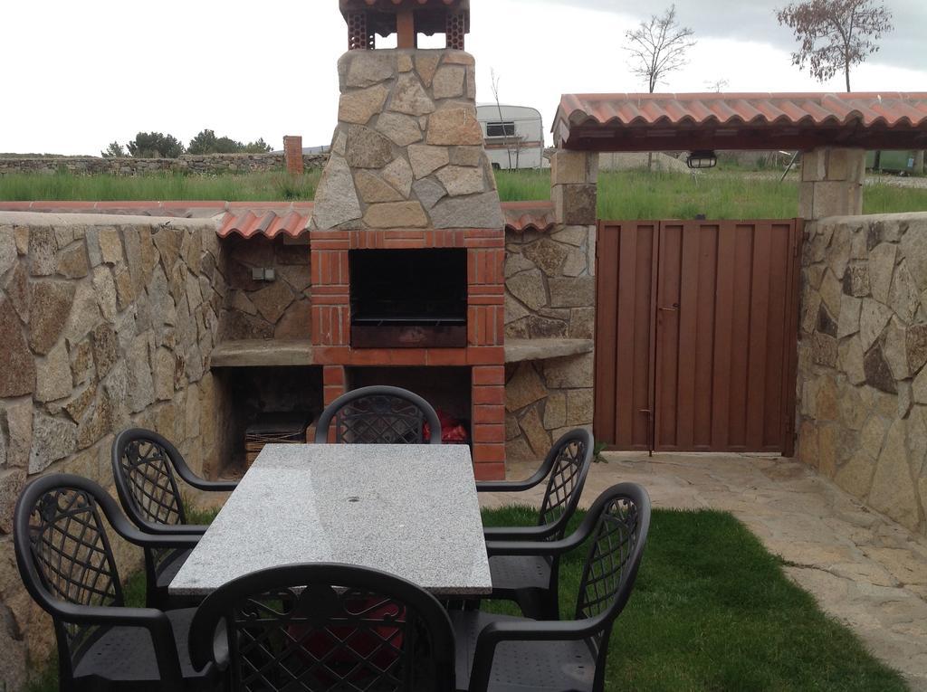 Pensjonat Casa Rural La Vega De Gredos San Martin de la Vega del Alberche Zewnętrze zdjęcie